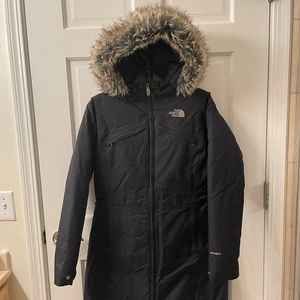 North Face Knee Length Hyvent Parka, size medium